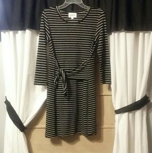 Olive & Oak long sleeved dress